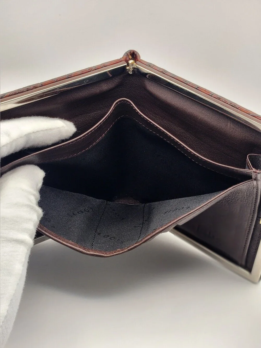 Lodis Los Angeles Framed Leather Kiss-Lock Wallet - Brown